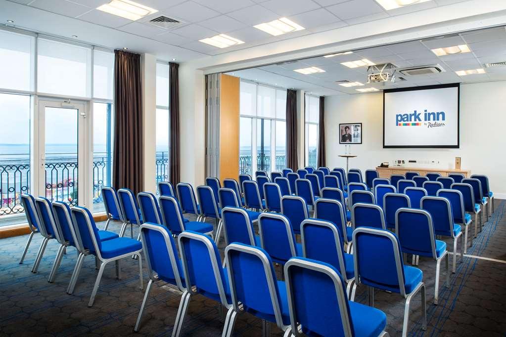 Park Inn By Radisson Palace Southend-on-Sea Exterior foto